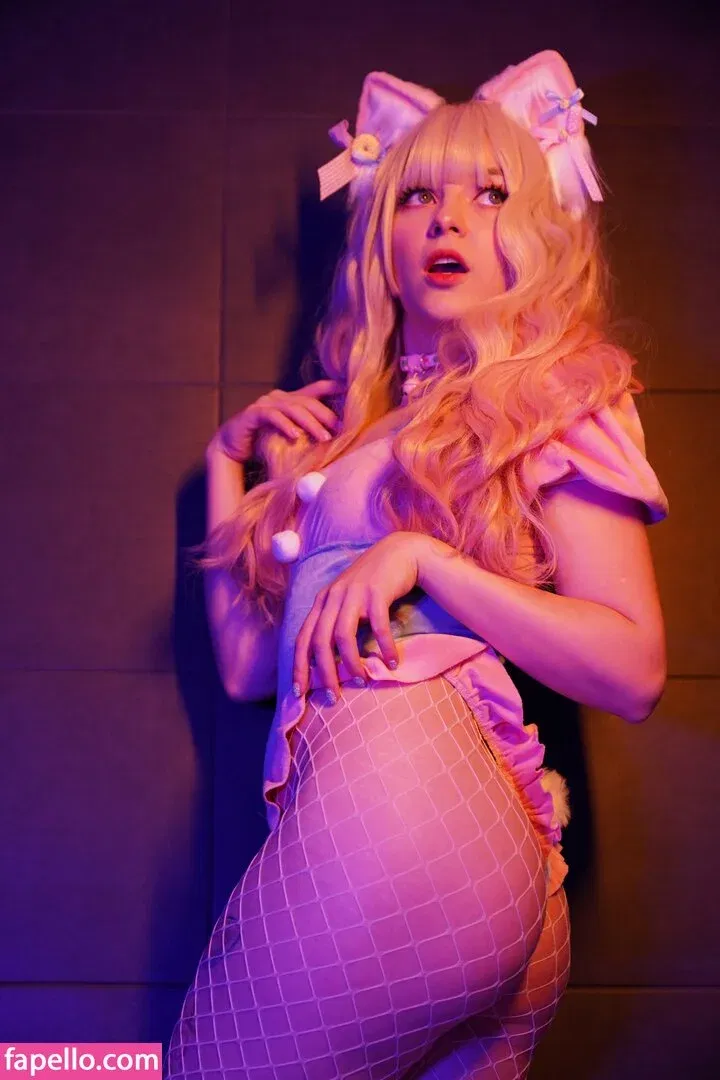 Olyashaa / deepfake / olyashaasaxon Onlyfans Photo Gallery 