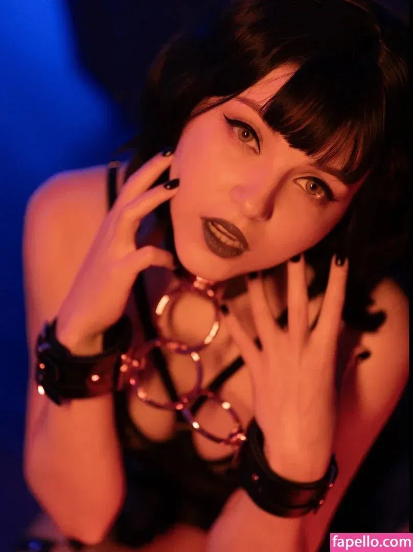 Olyashaa / deepfake / olyashaasaxon Onlyfans Photo Gallery 