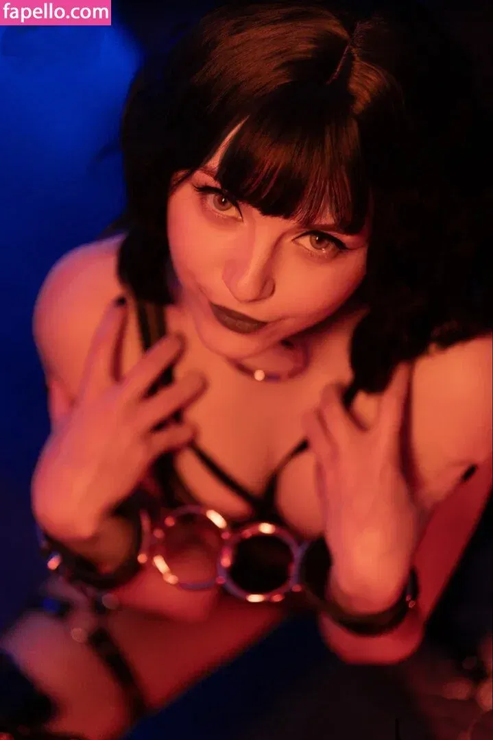 Olyashaa / deepfake / olyashaasaxon Onlyfans Photo Gallery 