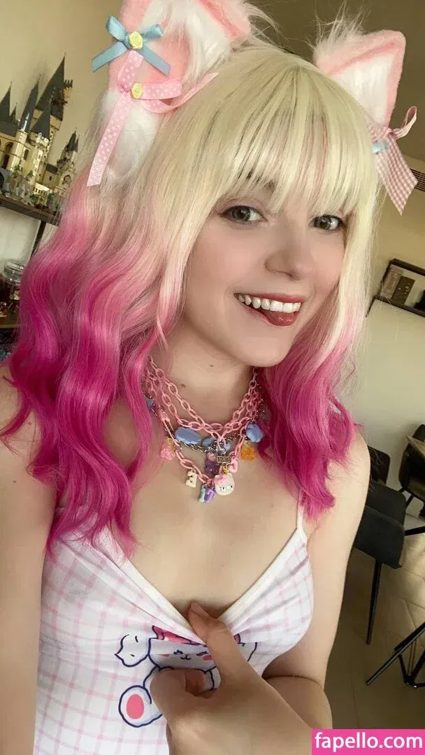 Olyashaa / deepfake / olyashaasaxon Onlyfans Photo Gallery 