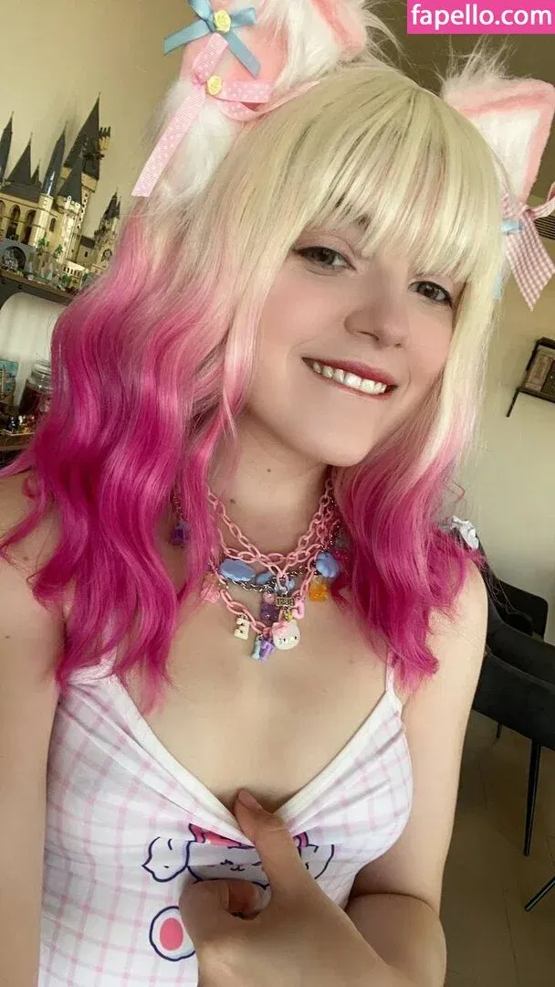 Olyashaa / deepfake / olyashaasaxon Onlyfans Photo Gallery 