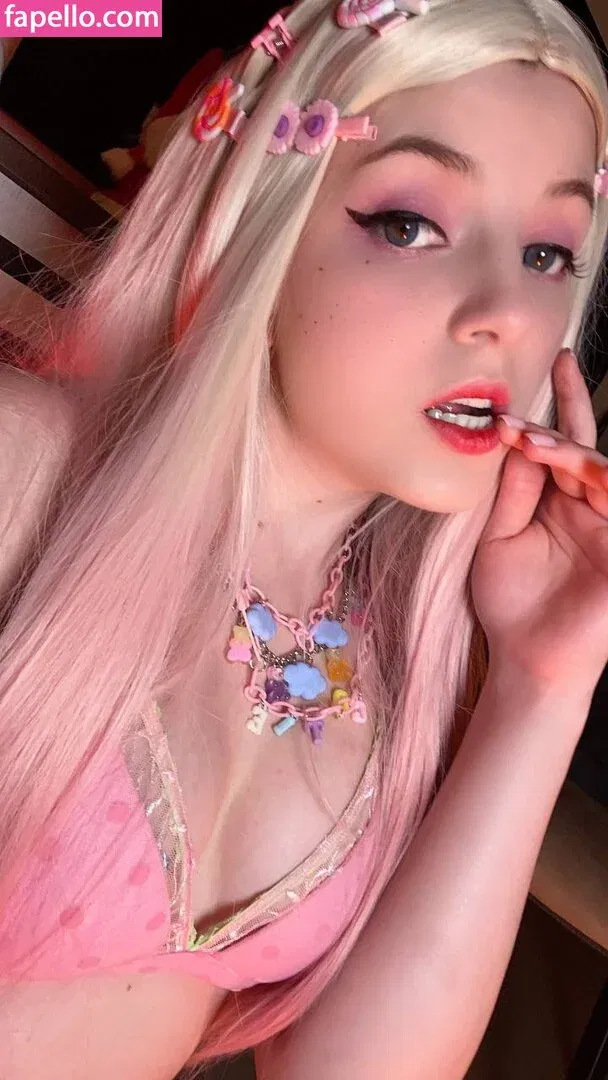 Olyashaa / deepfake / olyashaasaxon Onlyfans Photo Gallery 