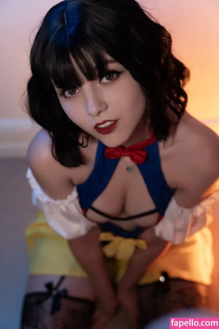 Olyashaa / deepfake / olyashaasaxon Onlyfans Photo Gallery 