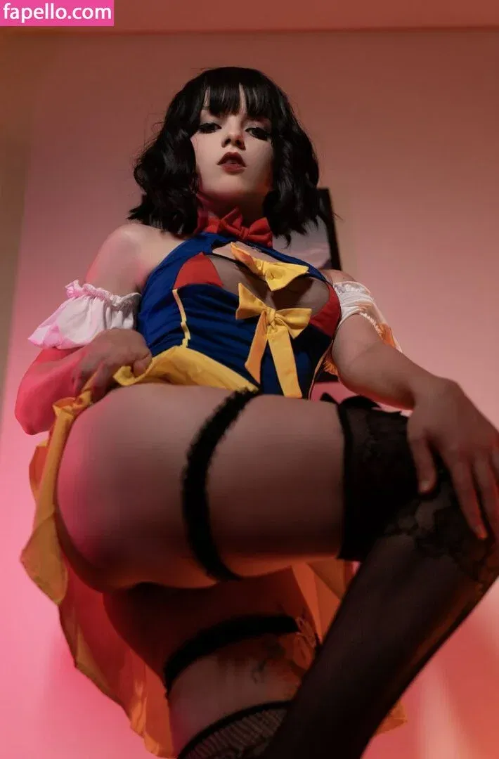 Olyashaa / deepfake / olyashaasaxon Onlyfans Photo Gallery 