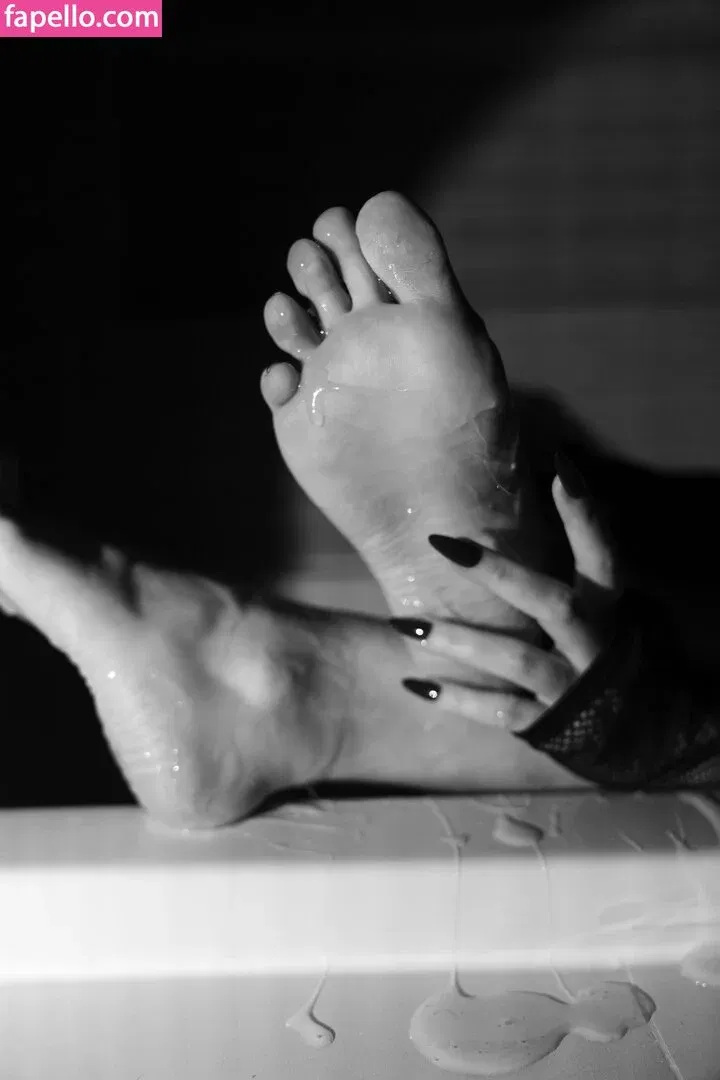 Olyashaa / deepfake / olyashaasaxon Onlyfans Photo Gallery 