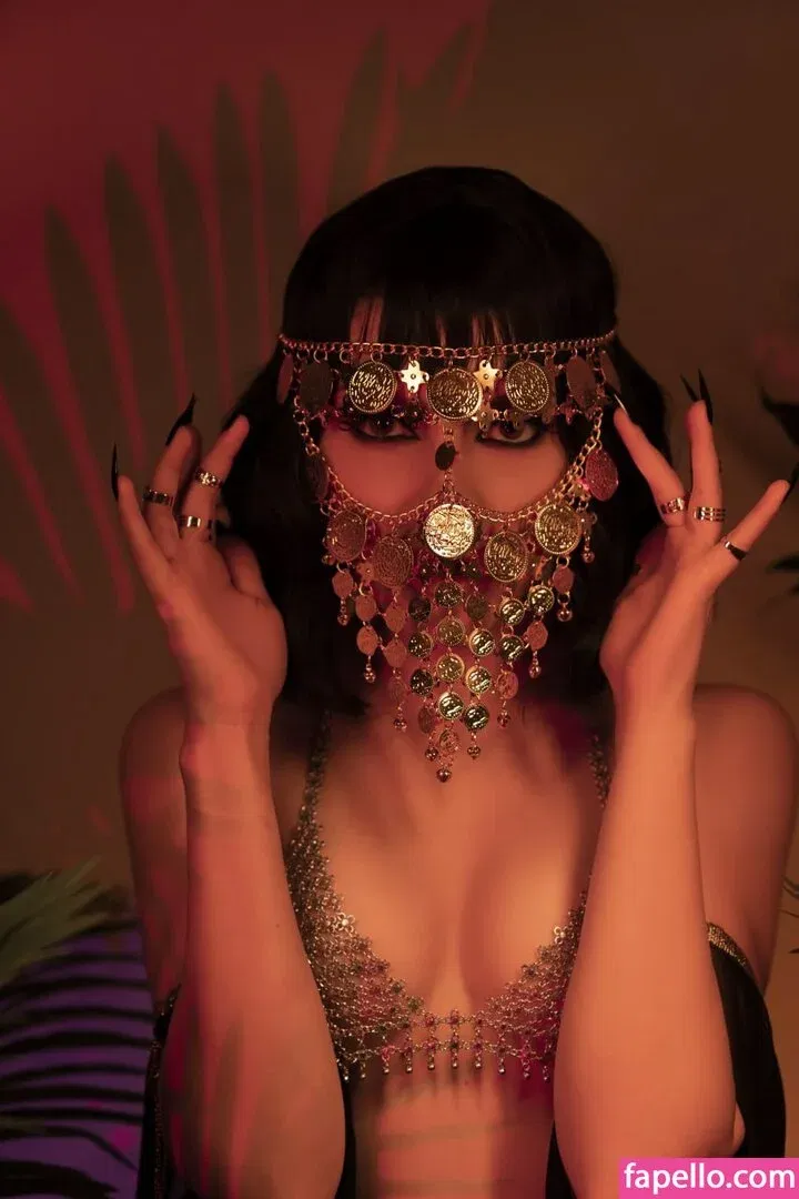 Olyashaa / deepfake / olyashaasaxon Onlyfans Photo Gallery 