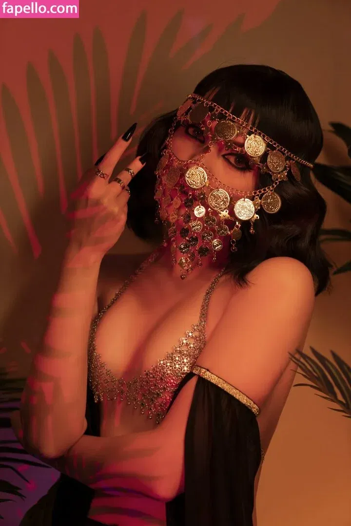 Olyashaa / deepfake / olyashaasaxon Onlyfans Photo Gallery 