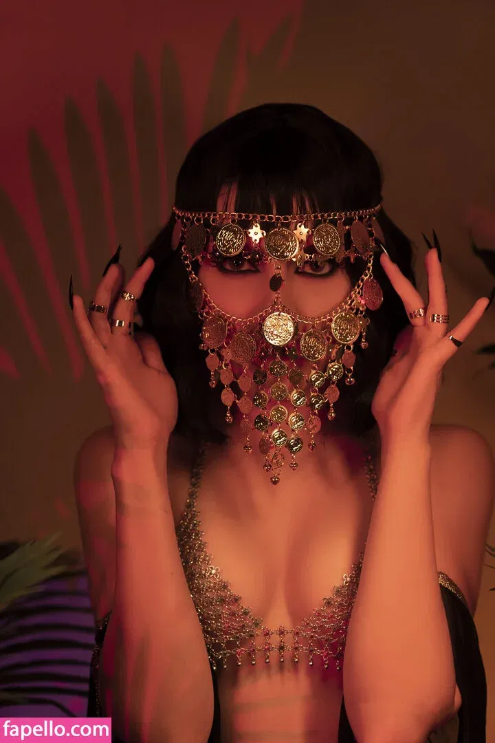 Olyashaa / deepfake / olyashaasaxon Onlyfans Photo Gallery 