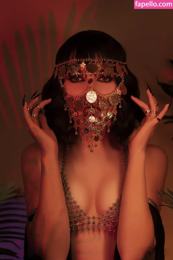 Olyashaa / deepfake / olyashaasaxon Onlyfans Photo Gallery 