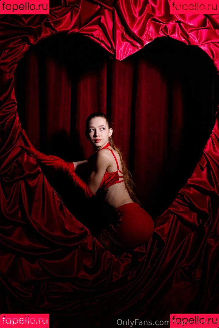 edem8536 / kate_edem / kate_eden69 Onlyfans Photo Gallery 