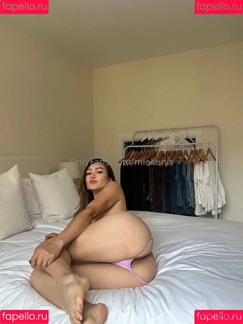 kunismilaonline / miakunis Onlyfans Photo Gallery 
