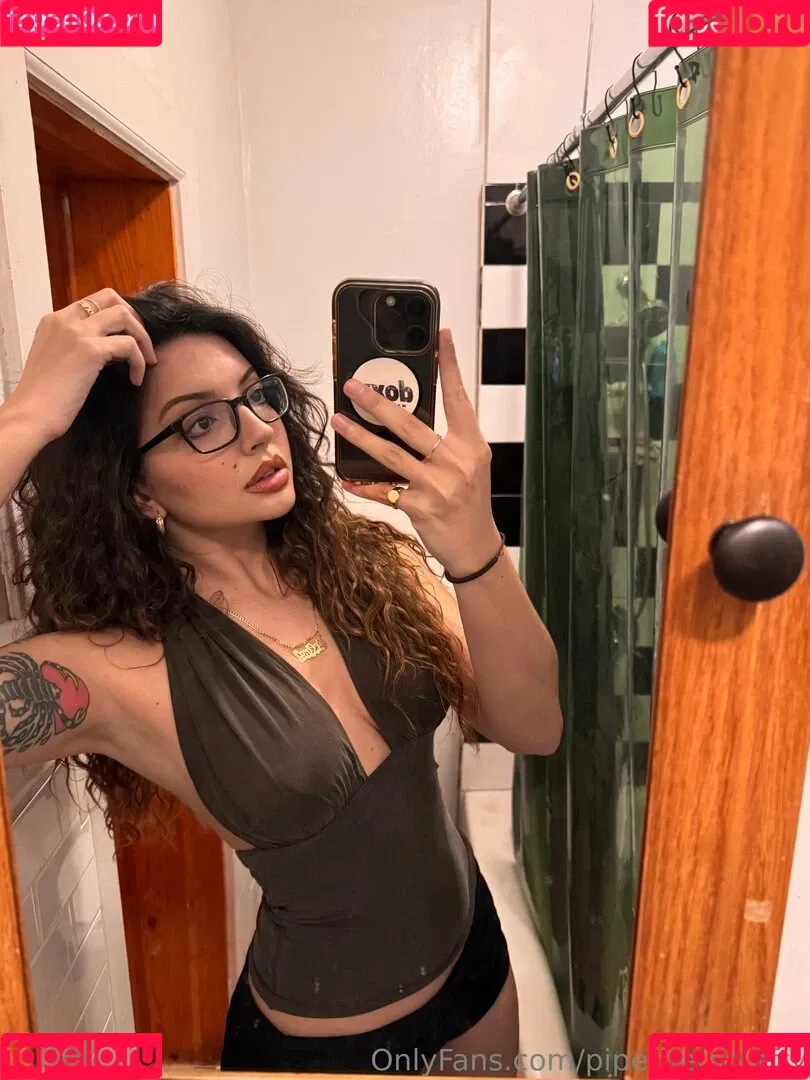 piper_makes_stuff / pipergetscrafty Onlyfans Photo Gallery 