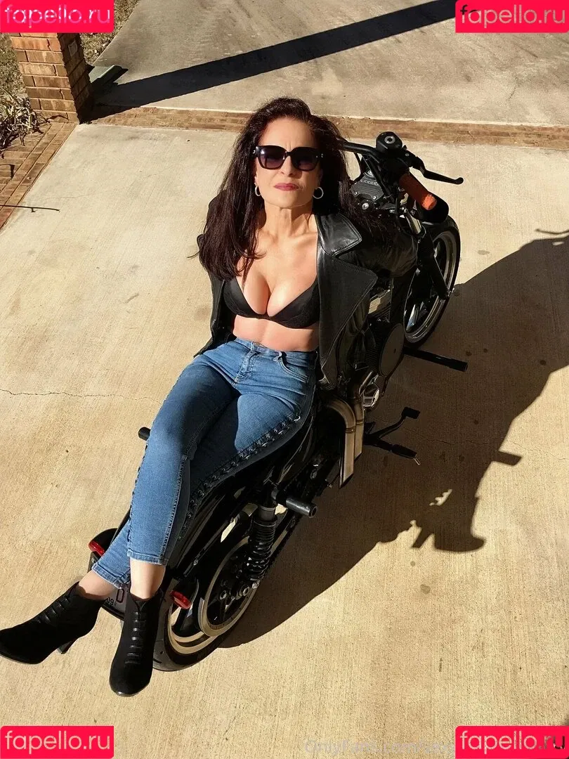 sexy_inthe_country / sexy_inthecountry Onlyfans Photo Gallery 