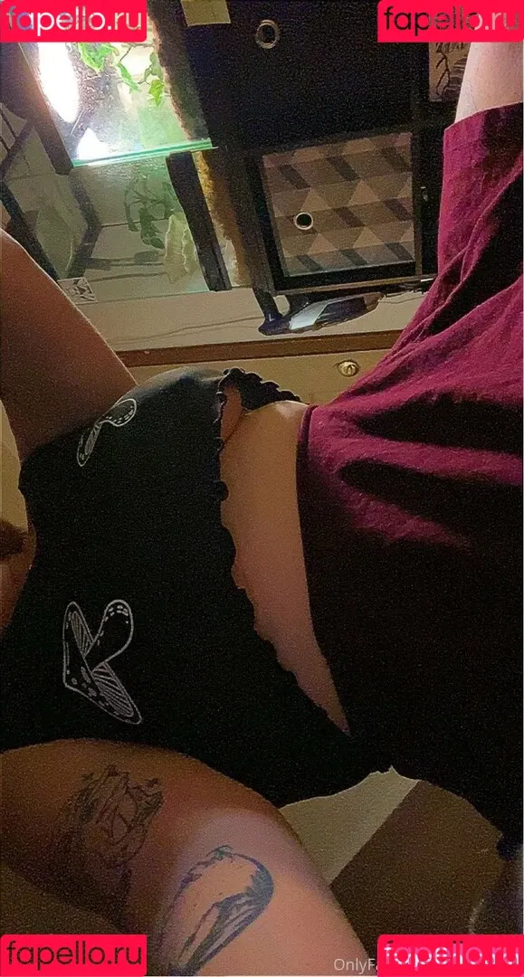 hornie-bee Onlyfans Photo Gallery 