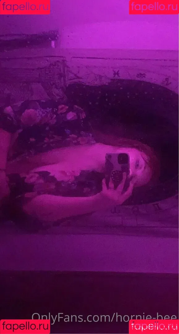 hornie-bee Onlyfans Photo Gallery 