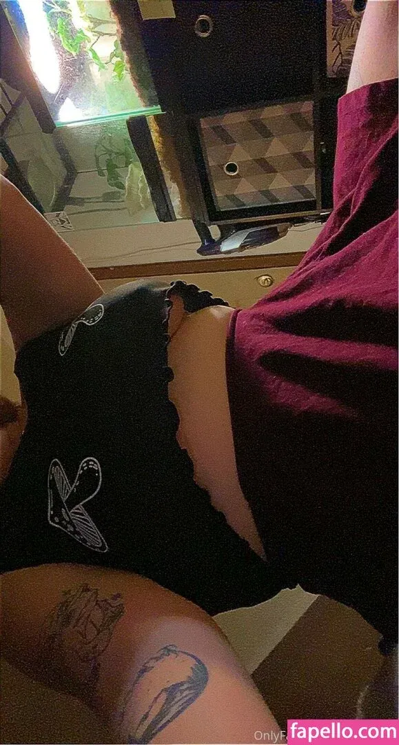 hornie-bee Onlyfans Photo Gallery 