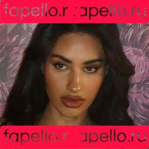 Phoebe Thompson / phoebethompson_x Onlyfans Photo Gallery 