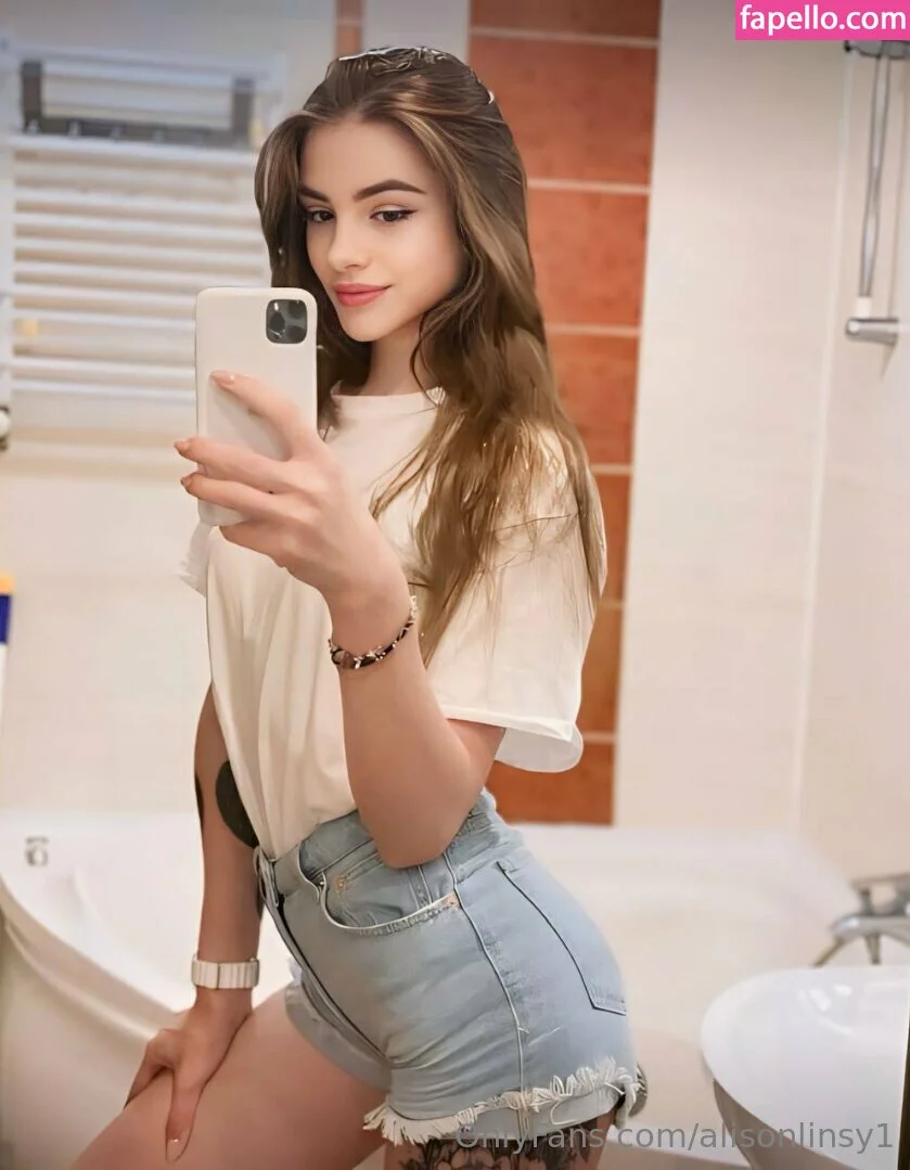 alisonlinsy1 / alisony1 Onlyfans Photo Gallery 