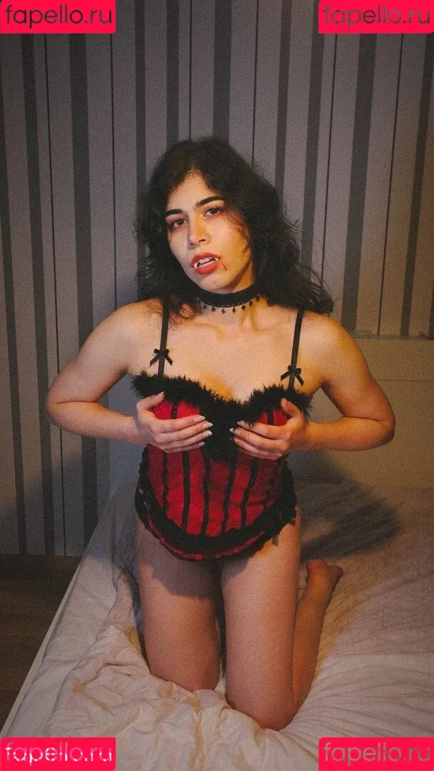 Turkish / Zyliara Onlyfans Photo Gallery 