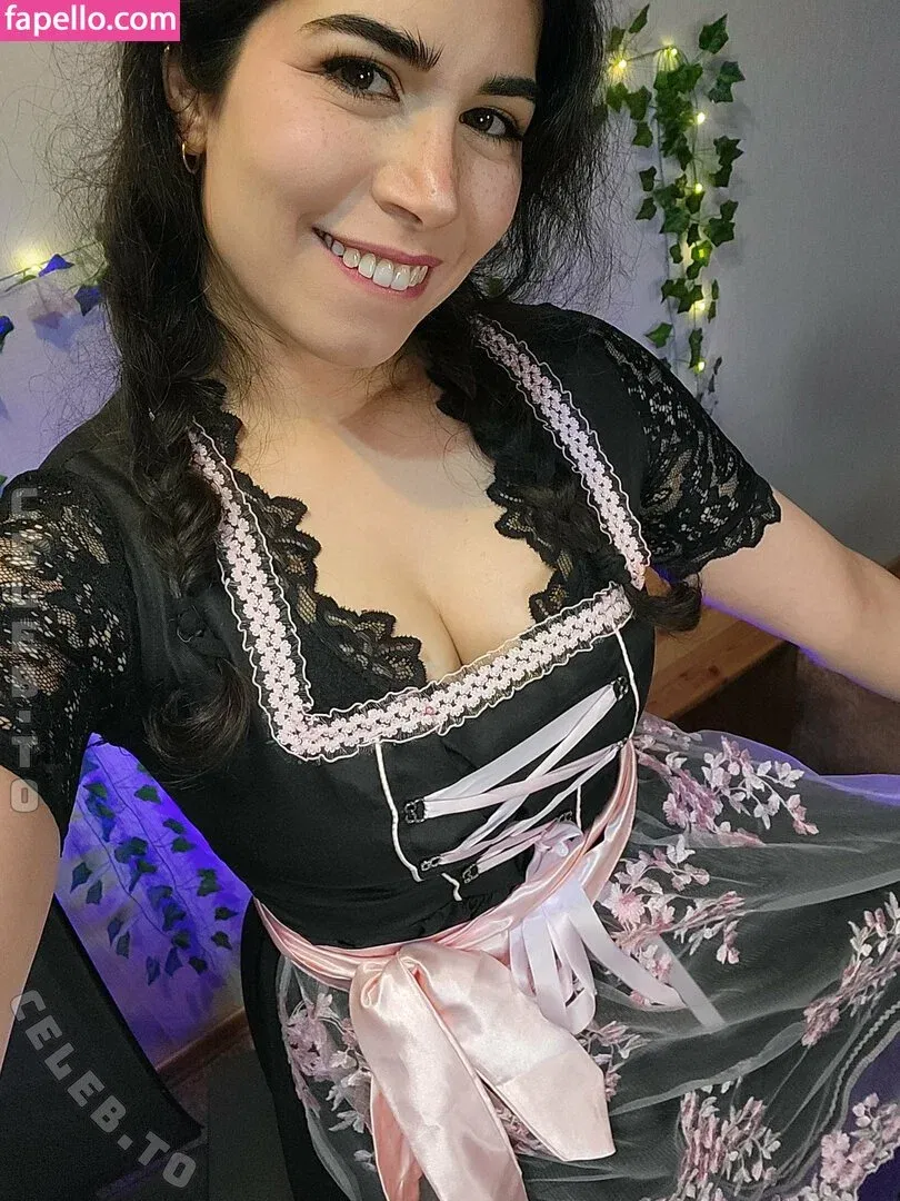 Turkish / Zyliara Onlyfans Photo Gallery 