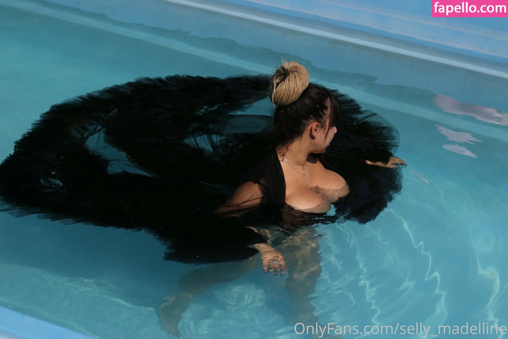 bunny_madelline / madelinetheperson Onlyfans Photo Gallery 