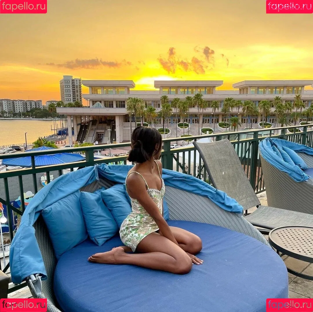 Pretty Feet / prettyfeet_of / prettytoes6969 Onlyfans Photo Gallery 