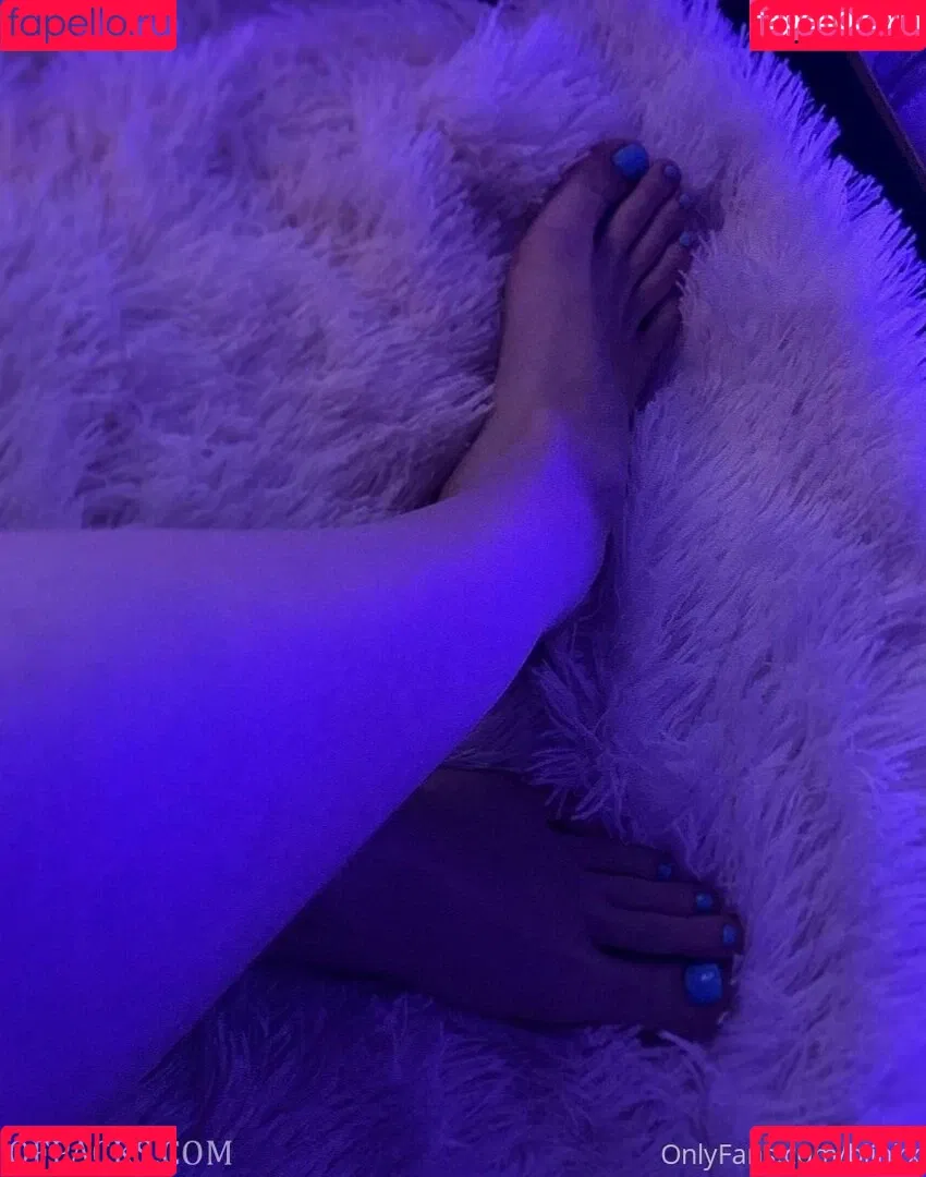 Pretty Feet / prettyfeet_of / prettytoes6969 Onlyfans Photo Gallery 