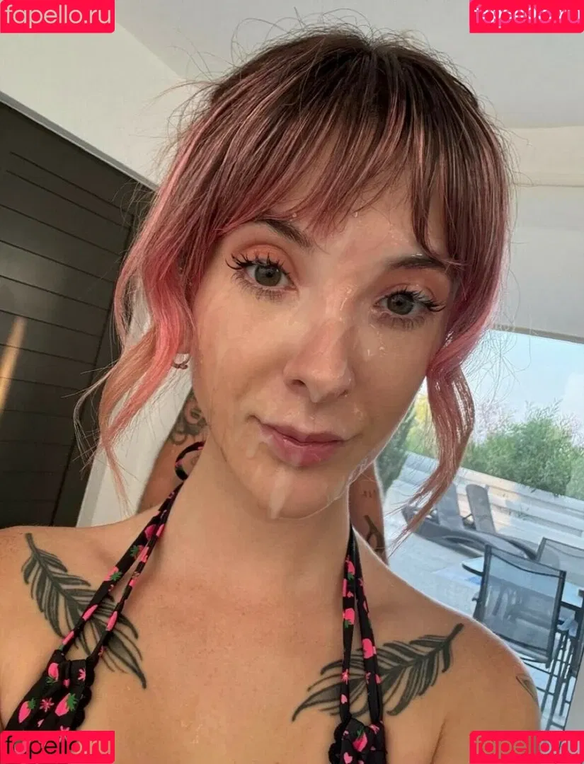 Jade Vow / JadeVow / Littlepidge / pidgespage Onlyfans Photo Gallery 