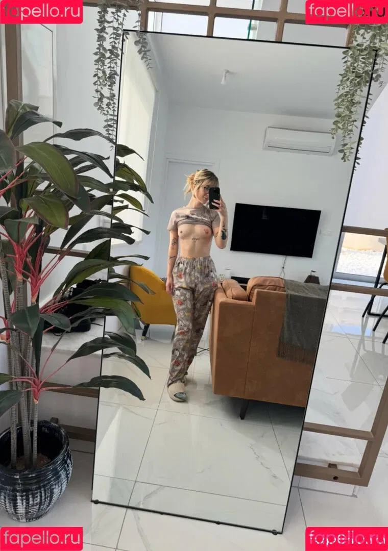 Jade Vow / JadeVow / Littlepidge / pidgespage Onlyfans Photo Gallery 