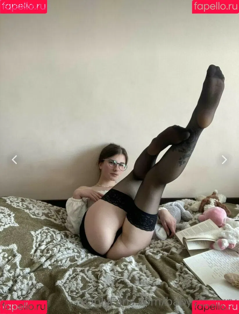 Cherry Blossom / Stormi Bee / baby_cherrry / stormibee / stormibree Onlyfans Photo Gallery 