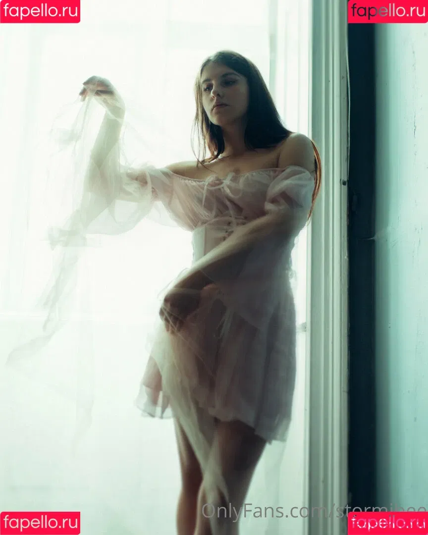 Cherry Blossom / Stormi Bee / baby_cherrry / stormibee / stormibree Onlyfans Photo Gallery 