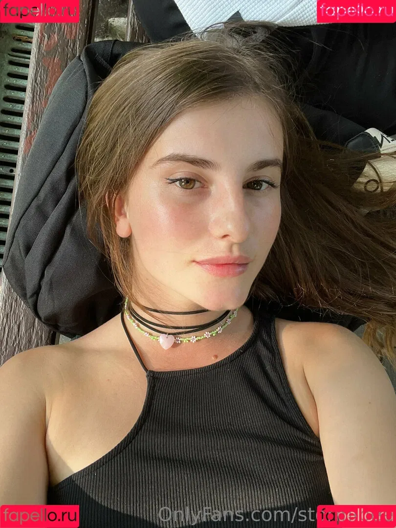 Cherry Blossom / Stormi Bee / baby_cherrry / stormibee / stormibree Onlyfans Photo Gallery 