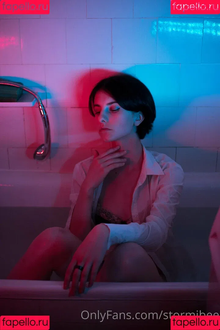 Cherry Blossom / Stormi Bee / baby_cherrry / stormibee / stormibree Onlyfans Photo Gallery 