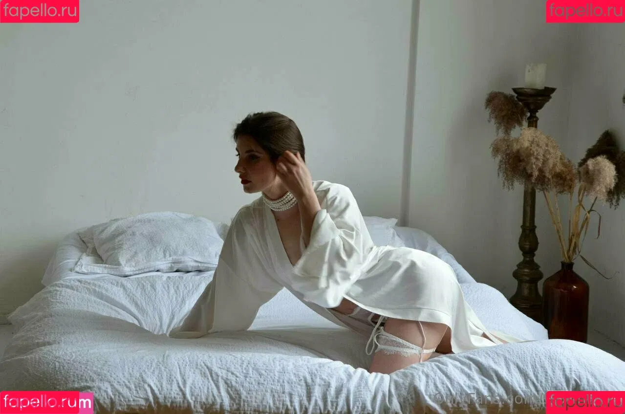 Cherry Blossom / Stormi Bee / baby_cherrry / stormibee / stormibree Onlyfans Photo Gallery 