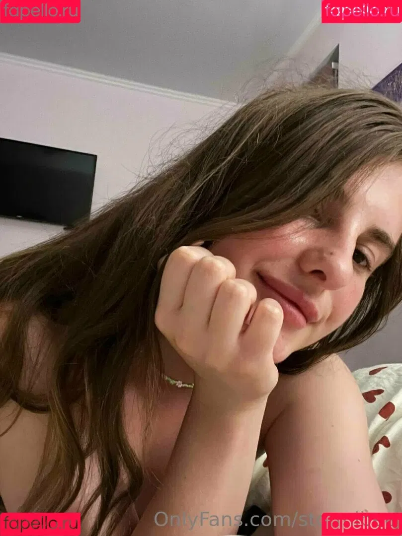 Cherry Blossom / Stormi Bee / baby_cherrry / stormibee / stormibree Onlyfans Photo Gallery 