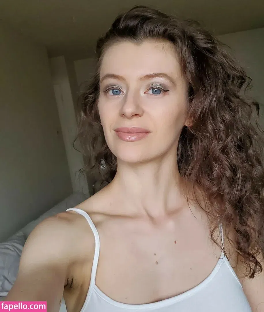 VioletFoxy / violet_mfc / violetfoxy_ Onlyfans Photo Gallery 