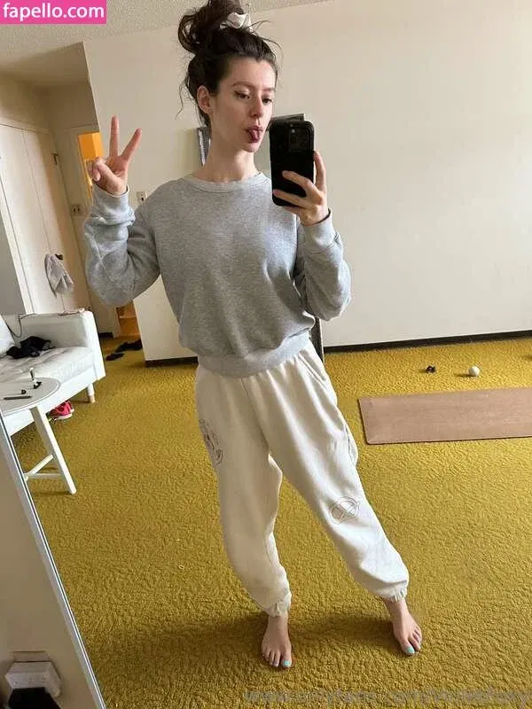 VioletFoxy / violet_mfc / violetfoxy_ Onlyfans Photo Gallery 