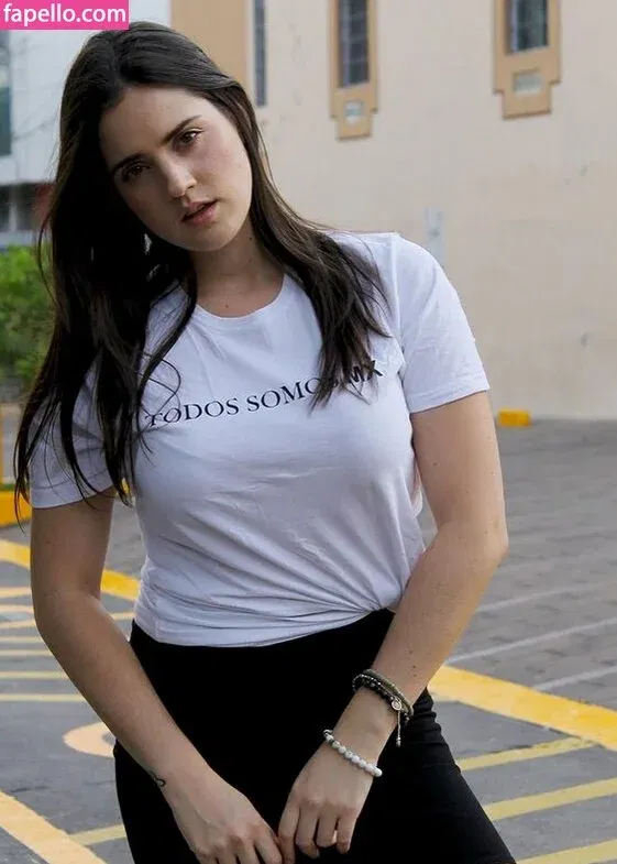 Ophelie Rullier Onlyfans Photo Gallery 