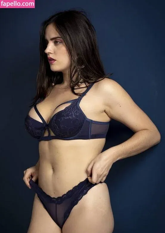 Ophelie Rullier Onlyfans Photo Gallery 