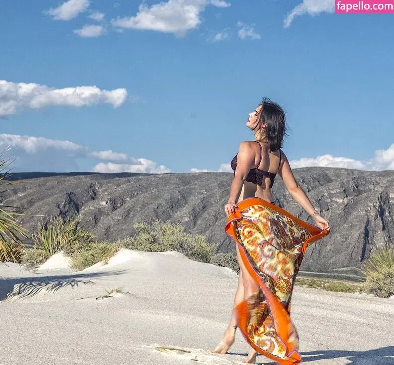 Ophelie Rullier Onlyfans Photo Gallery 