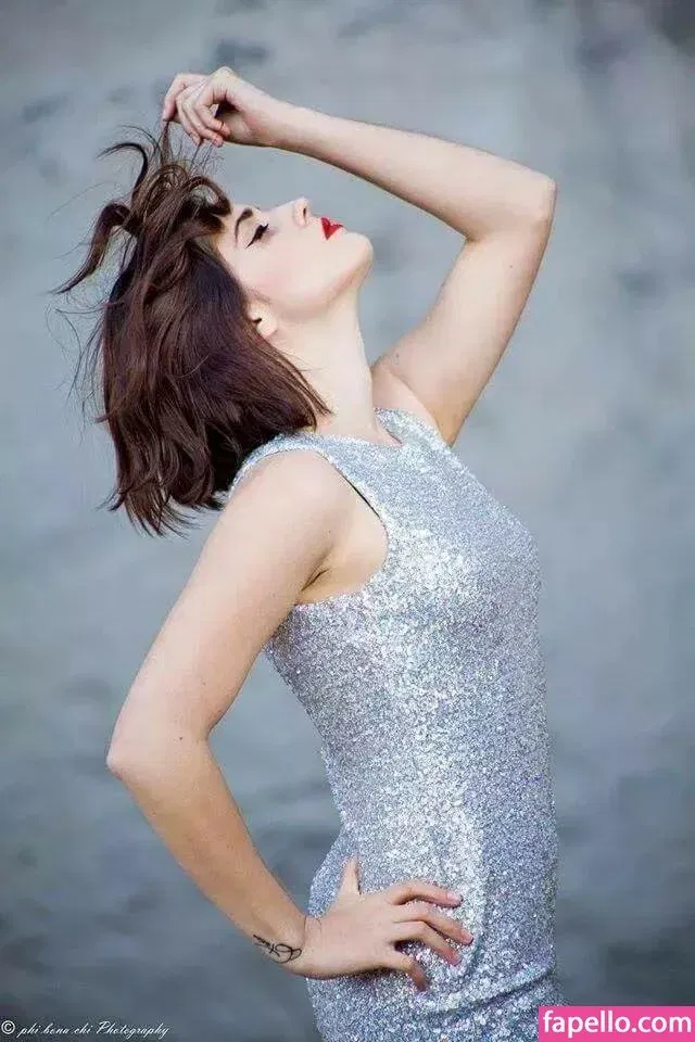 Ophelie Rullier Onlyfans Photo Gallery 