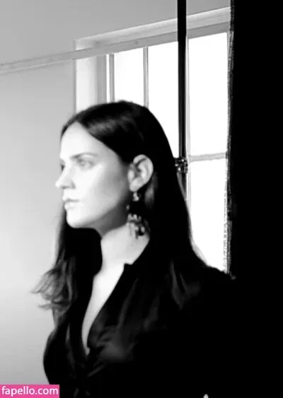 Ophelie Rullier Onlyfans Photo Gallery 