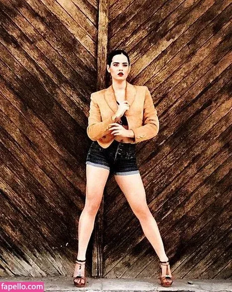 Ophelie Rullier Onlyfans Photo Gallery 