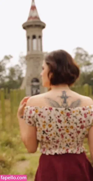 Ophelie Rullier Onlyfans Photo Gallery 