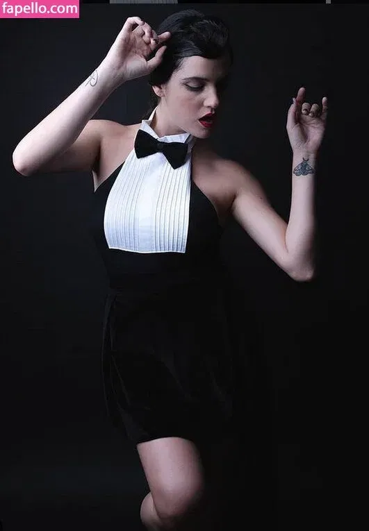 Ophelie Rullier Onlyfans Photo Gallery 