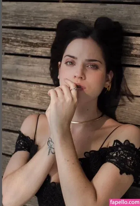 Ophelie Rullier Onlyfans Photo Gallery 