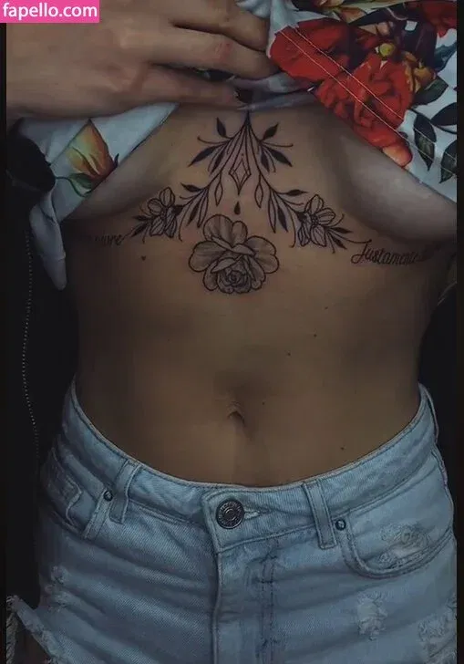 Ophelie Rullier Onlyfans Photo Gallery 