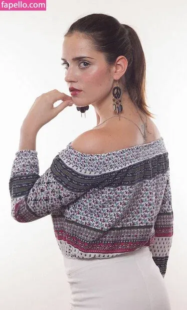 Ophelie Rullier Onlyfans Photo Gallery 