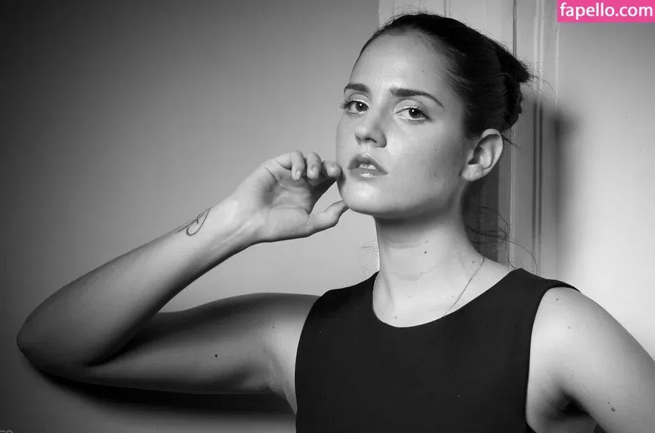 Ophelie Rullier Onlyfans Photo Gallery 