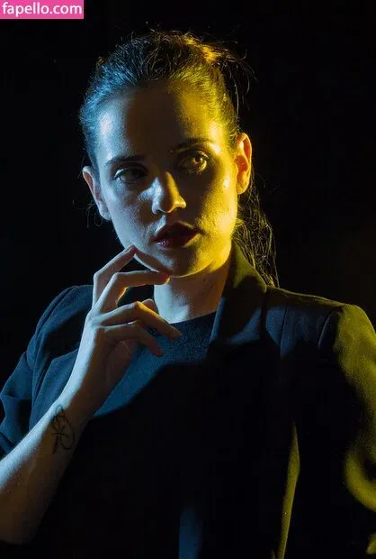 Ophelie Rullier Onlyfans Photo Gallery 